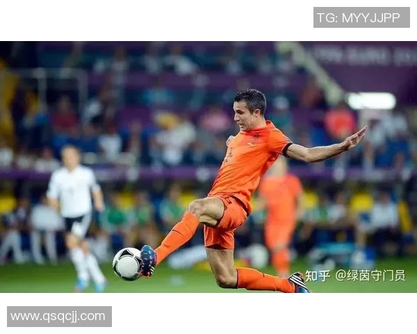 足球SCO球星风采:聚焦赛场英雄与背后不为人知的奋斗故事 足球SCO球星风采:聚焦赛场英雄与背后不为人知的奋斗故事